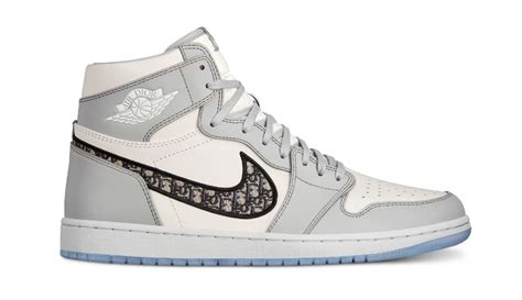 Twitter Reacts to Dior x Air Jordan 1s at the Presidential